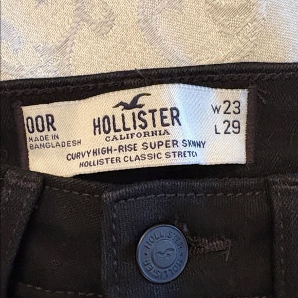 Hollister Curvy High Rise Super Skinny 00R Tipped Black Jeans - Picture 3 of 16